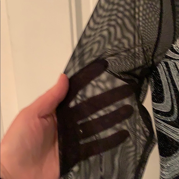 Shades of Grey | Sequin Mini - Picture 6 of 7